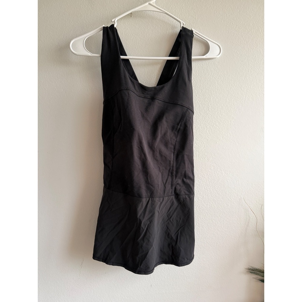 Lululemon Black Cross Back Built-in Bra Peplum Athletic Tank Top Womens Small